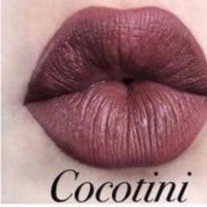 ENDURING LIP COLOR - Cocotini BNIB